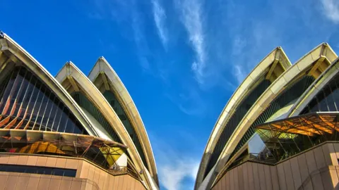 NBA杯激战正酣 13强战队争抢最后五席晋级资格